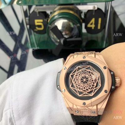 Low Price Replica Hublot Big Bang Sang Bleu Rose Gold watches